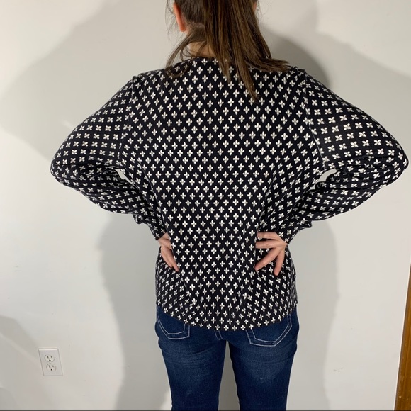 BossGirl Cardigans - Picture 2 of 4